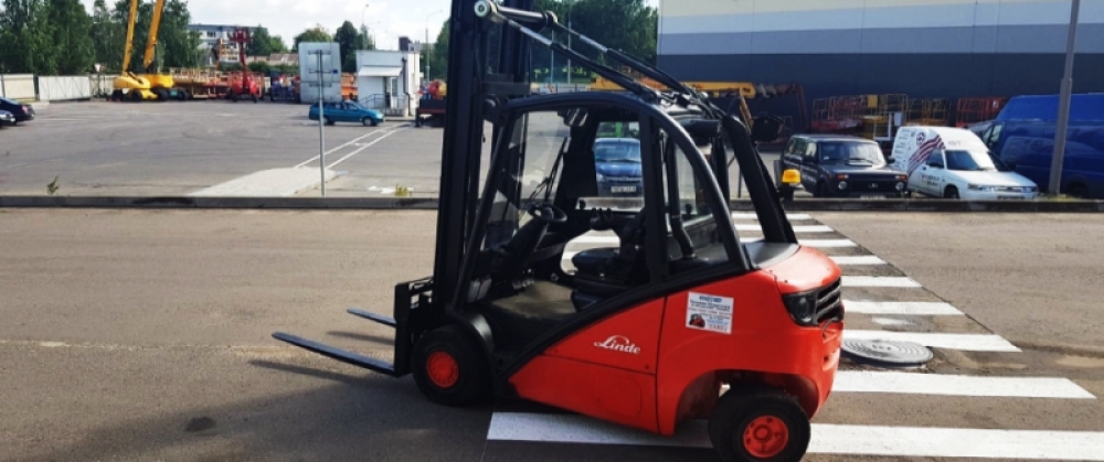 Отгрузка вилочного дизельного погрузчика Linde H25D